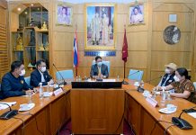 สมาคมธุรกิจรถตู้ ตวจ.บุกคมนาคม จี้แก้ปมร้อน 3 ข้อ