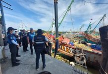 เจ้าท่าสมุทรปราการ จี้ตรวจสอบเรือประมงจม ย่านคลองด่าน